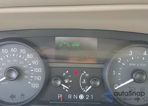 2009 Mercury Grand Marquis Ls (Fleet Only) z USA, uszkodzony, nr VIN 2MEHM75V29X628319